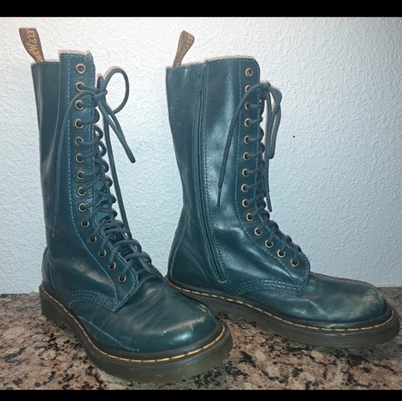 Dr. Martens Shoes - Dr Martens knee high boots W6